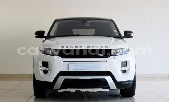 Acheter Occasion Voiture Land Rover Range Rover Evoque Blanc à Livingstone, Zambie Acheter Occasion Voiture Land Rover Range Rover Evoque Blanc à Livingstone, Zambie