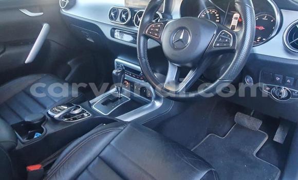 Nunua Ilio tumika Mercedes‒Benz X-klasse Concept Nyeupe Gari ndani ya Kitwe nchini Zambia Nunua Ilio tumika Mercedes‒Benz X-klasse Concept Nyeupe Gari ndani ya Kitwe nchini Zambia