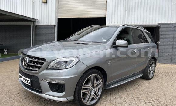 Tenga Tsaru Mercedes‒Benz M-klasse AMG Sirivha Mota in Chingola in Zambia Tenga Tsaru Mercedes‒Benz M-klasse AMG Sirivha Mota in Chingola in Zambia