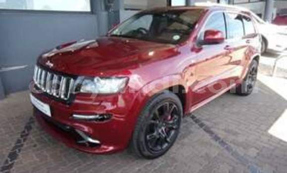 Tenga Tsaru Jeep Grand Cherokee Tsvuku Mota in Kitwe in Zambia Tenga Tsaru Jeep Grand Cherokee Tsvuku Mota in Kitwe in Zambia