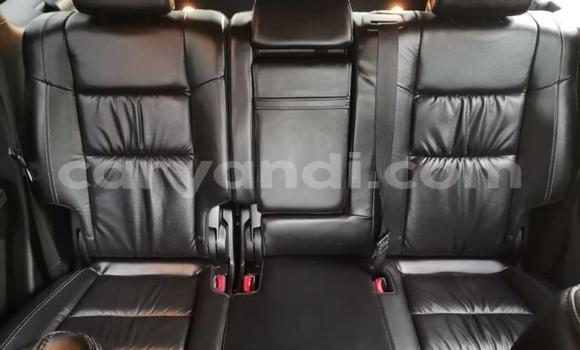 Tenga Tsaru Jeep Grand Cherokee Tsvuku Mota in Kitwe in Zambia Tenga Tsaru Jeep Grand Cherokee Tsvuku Mota in Kitwe in Zambia