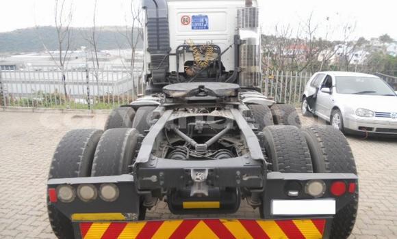 Buy Used Volvo FL White Truck in Lundazi in Eastern Buy Used Volvo FL White Truck in Lundazi in Eastern