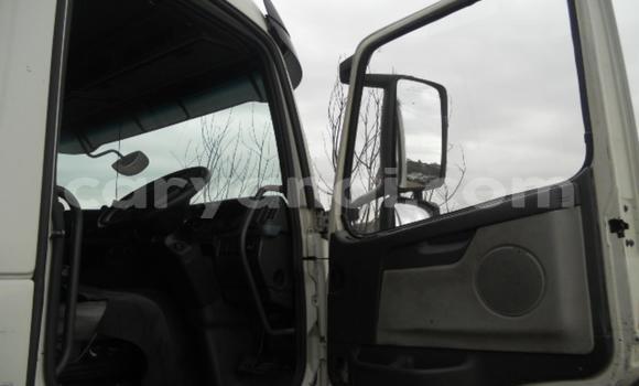 Buy Used Volvo FL White Truck in Lundazi in Eastern Buy Used Volvo FL White Truck in Lundazi in Eastern