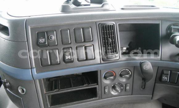 Buy Used Volvo FL White Truck in Lundazi in Eastern Buy Used Volvo FL White Truck in Lundazi in Eastern