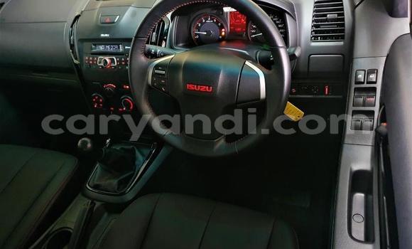 Acheter Occasion Voiture Isuzu D–MAX Blanc à Chingola, Zambie Acheter Occasion Voiture Isuzu D–MAX Blanc à Chingola, Zambie