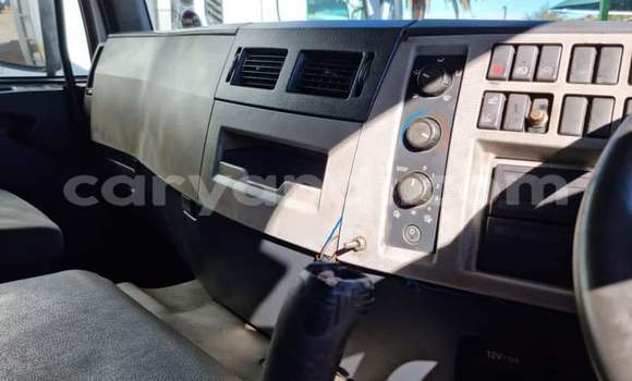 Acheter Occasion Utilitaire Volvo F4 Blanc à Chipata, Zambie Acheter Occasion Utilitaire Volvo F4 Blanc à Chipata, Zambie