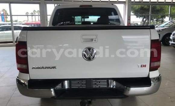 Acheter Occasion Voiture Volkswagen Amarok Blanc à Chipata, Zambie Acheter Occasion Voiture Volkswagen Amarok Blanc à Chipata, Zambie
