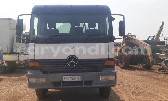 Nunua Ilio tumika Mercedes–Benz Atego Nyeupe Lori ndani ya Chipata nchini Zambia Nunua Ilio tumika Mercedes–Benz Atego Nyeupe Lori ndani ya Chipata nchini Zambia