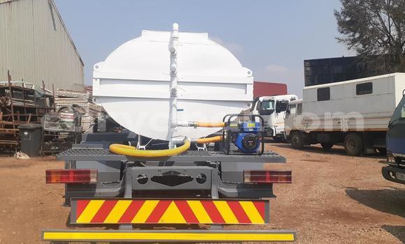 Nunua Ilio tumika Mercedes–Benz Atego Nyeupe Lori ndani ya Chipata nchini Zambia Nunua Ilio tumika Mercedes–Benz Atego Nyeupe Lori ndani ya Chipata nchini Zambia