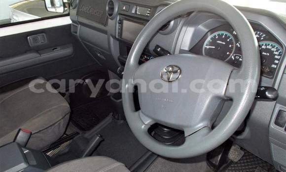 Acheter Occasion Voiture Toyota Land Cruiser Autre à Chipata, Zambie Acheter Occasion Voiture Toyota Land Cruiser Autre à Chipata, Zambie
