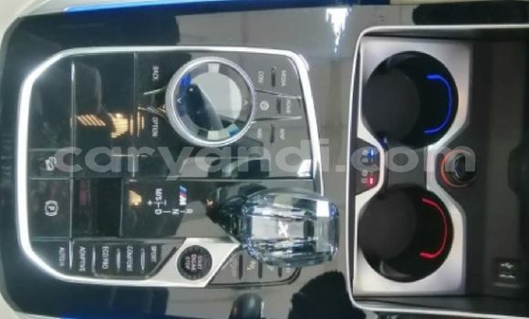 Acheter Occasion Voiture BMW X5 M Bleu à Livingstone, Zambie Acheter Occasion Voiture BMW X5 M Bleu à Livingstone, Zambie