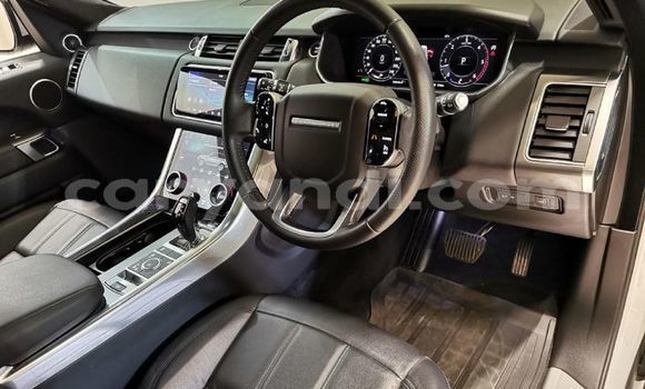 Acheter Occasion Voiture Land Rover Range Rover Blanc à Livingstone, Zambie Acheter Occasion Voiture Land Rover Range Rover Blanc à Livingstone, Zambie
