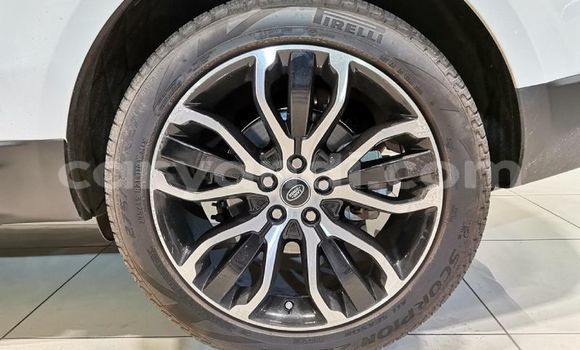 Acheter Occasion Voiture Land Rover Range Rover Blanc à Livingstone, Zambie Acheter Occasion Voiture Land Rover Range Rover Blanc à Livingstone, Zambie