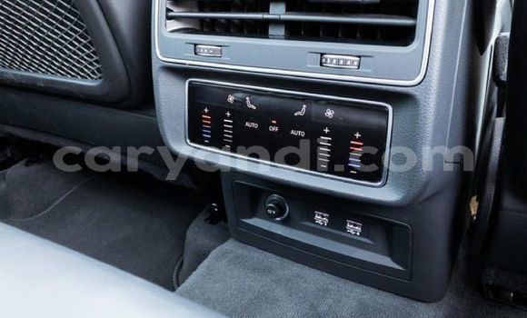 Buy Used Audi Q7 Red Car in Livingstone in Zambia Buy Used Audi Q7 Red Car in Livingstone in Zambia