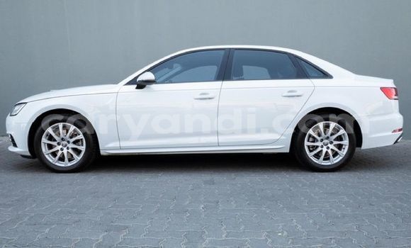 Nunua Ilio tumika Audi A4 Nyeupe Gari ndani ya Livingstone nchini Zambia Nunua Ilio tumika Audi A4 Nyeupe Gari ndani ya Livingstone nchini Zambia