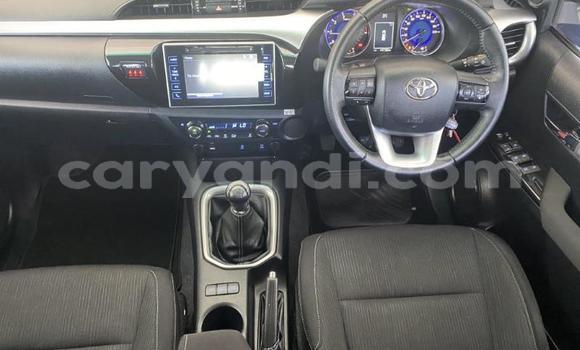 Buy Used Toyota Hilux White Car in Livingstone in Zambia Buy Used Toyota Hilux White Car in Livingstone in Zambia