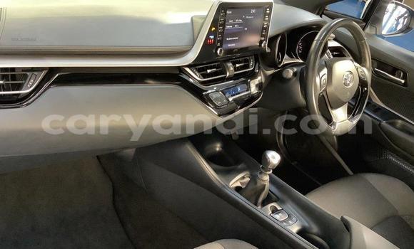 Acheter Occasion Voiture Toyota C-HR Blanc à Chingola, Zambie Acheter Occasion Voiture Toyota C-HR Blanc à Chingola, Zambie