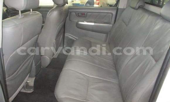 Acheter Occasion Voiture Isuzu KB Blanc à Chipata, Zambie Acheter Occasion Voiture Isuzu KB Blanc à Chipata, Zambie