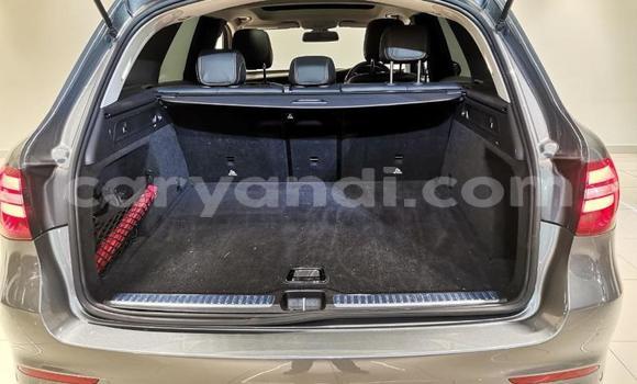 Tenga Tsaru Mercedes-Benz GLC 250D Zvimwe Mota in Livingstone in Zambia Tenga Tsaru Mercedes-Benz GLC 250D Zvimwe Mota in Livingstone in Zambia