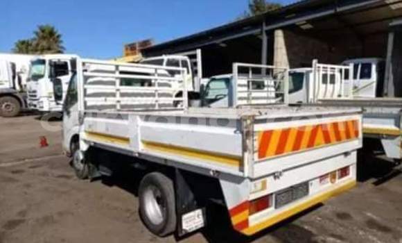 Acheter Occasion Utilitaire Toyota Dyna Blanc à Chipata, Zambie Acheter Occasion Utilitaire Toyota Dyna Blanc à Chipata, Zambie