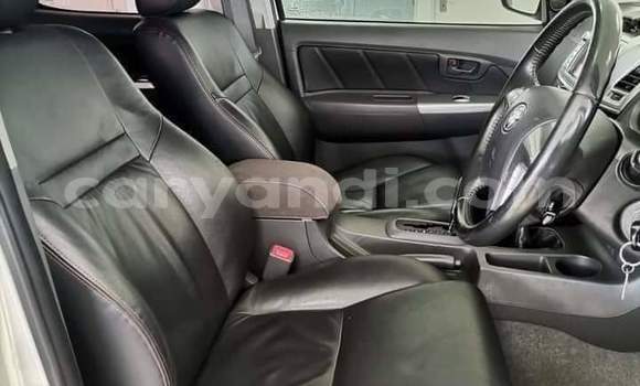 Buy Used Toyota Hilux Silver Car in Chipata in Zambia Buy Used Toyota Hilux Silver Car in Chipata in Zambia