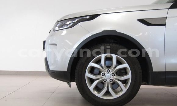 Buy Used Land Rover Discovery Silver Car in Livingstone in Zambia Buy Used Land Rover Discovery Silver Car in Livingstone in Zambia