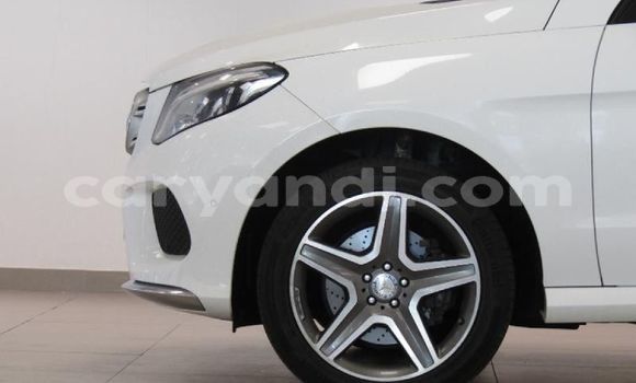 Buy Used Mercedes‒Benz GLE White Car in Livingstone in Zambia Buy Used Mercedes‒Benz GLE White Car in Livingstone in Zambia