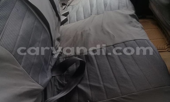 Acheter Occasion Voiture Toyota Hilux Surf Bleu à Lusaka, Zambie Acheter Occasion Voiture Toyota Hilux Surf Bleu à Lusaka, Zambie