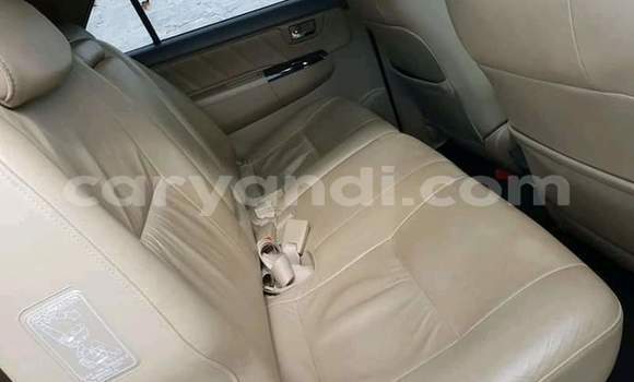 Acheter Occasion Voiture Toyota Fortuner Gris à Chipata, Zambie Acheter Occasion Voiture Toyota Fortuner Gris à Chipata, Zambie