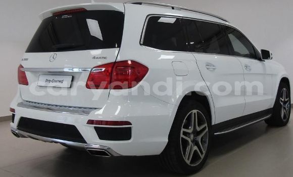 Acheter Occasion Voiture Mercedes‒Benz GL–Class Blanc à Livingstone, Zambie Acheter Occasion Voiture Mercedes‒Benz GL–Class Blanc à Livingstone, Zambie