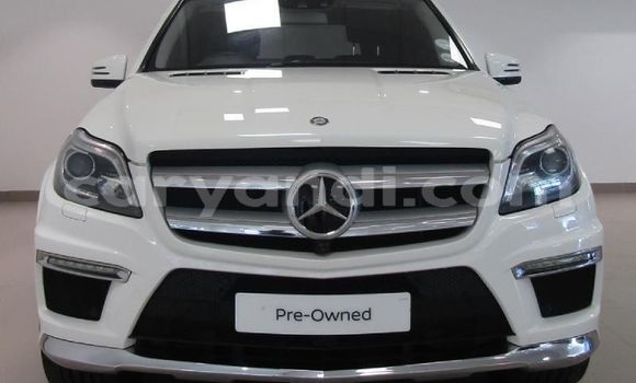 Acheter Occasion Voiture Mercedes‒Benz GL–Class Blanc à Livingstone, Zambie Acheter Occasion Voiture Mercedes‒Benz GL–Class Blanc à Livingstone, Zambie