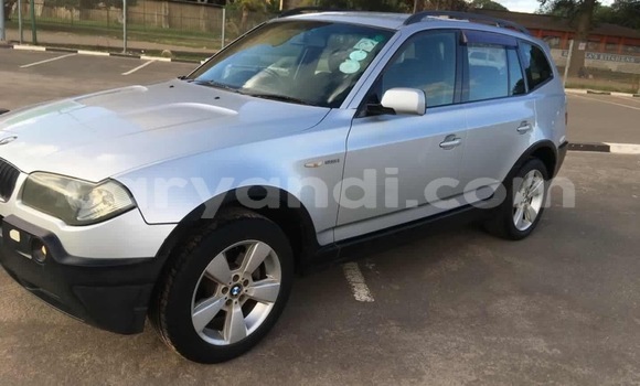 Acheter Occasion Voiture BMW X3 Blanc à Lusaka, Zambie Acheter Occasion Voiture BMW X3 Blanc à Lusaka, Zambie