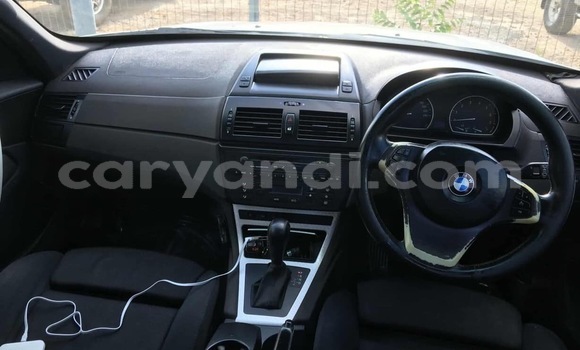 Acheter Occasion Voiture BMW X3 Blanc à Lusaka, Zambie Acheter Occasion Voiture BMW X3 Blanc à Lusaka, Zambie