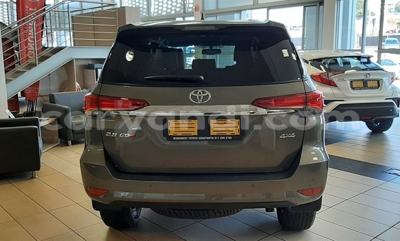 Buy Used Toyota Fortuner Silver Car in Lusaka in Zambia Buy Used Toyota Fortuner Silver Car in Lusaka in Zambia