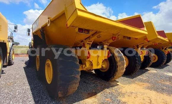 Acheter Occasion Utilitaire Volvo F4 Autre à Lusaka, Zambie Acheter Occasion Utilitaire Volvo F4 Autre à Lusaka, Zambie