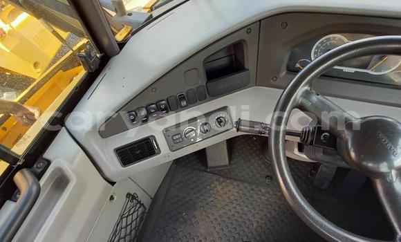 Acheter Occasion Utilitaire Volvo F4 Autre à Lusaka, Zambie Acheter Occasion Utilitaire Volvo F4 Autre à Lusaka, Zambie