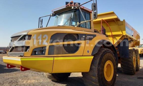 Buy Used Volvo F4 Other Truck in Lusaka in Zambia Buy Used Volvo F4 Other Truck in Lusaka in Zambia