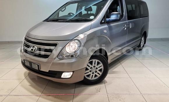 Buy Used Hyundai H1 Silver Car in Lusaka in Zambia