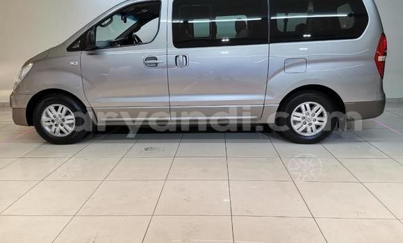 Buy Used Hyundai H1 Silver Car in Lusaka in Zambia Buy Used Hyundai H1 Silver Car in Lusaka in Zambia