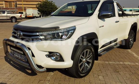 Buy Used Toyota Hilux White Car in Lusaka in Zambia Buy Used Toyota Hilux White Car in Lusaka in Zambia