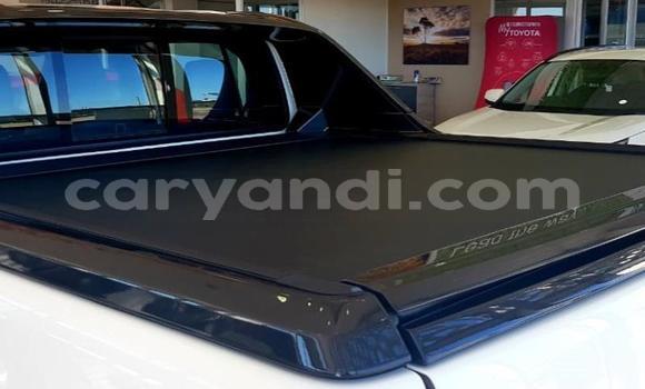 Buy Used Toyota Hilux Beige Car in Lusaka in Zambia Buy Used Toyota Hilux Beige Car in Lusaka in Zambia