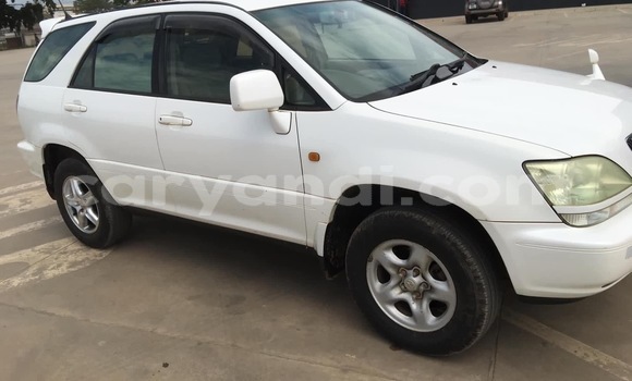 Acheter Occasion Voiture Toyota Harrier Blanc à Lusaka, Zambie Acheter Occasion Voiture Toyota Harrier Blanc à Lusaka, Zambie