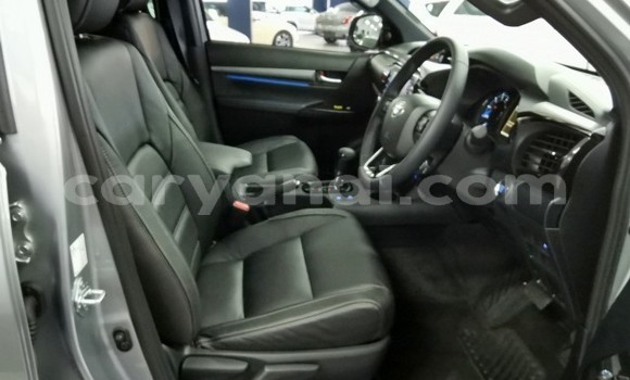 Buy Used Toyota Hilux Silver Car in Lusaka in Zambia Buy Used Toyota Hilux Silver Car in Lusaka in Zambia