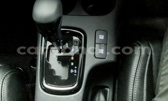 Buy Used Toyota Hilux Silver Car in Lusaka in Zambia Buy Used Toyota Hilux Silver Car in Lusaka in Zambia