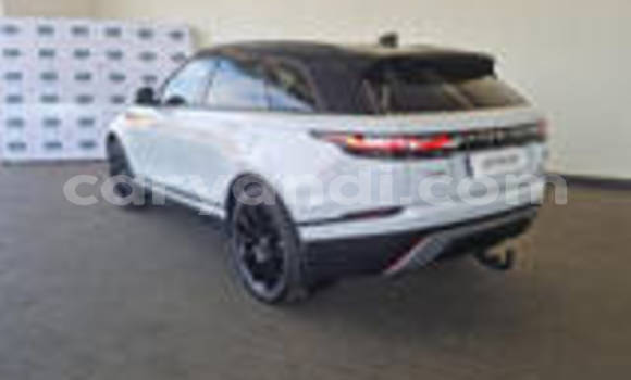Acheter Neuf Voiture Land Rover Range Rover Velar Blanc à Livingstone, Zambie Acheter Neuf Voiture Land Rover Range Rover Velar Blanc à Livingstone, Zambie