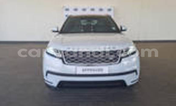 Acheter Neuf Voiture Land Rover Range Rover Velar Blanc à Livingstone, Zambie Acheter Neuf Voiture Land Rover Range Rover Velar Blanc à Livingstone, Zambie