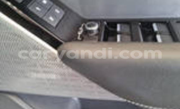 Acheter Neuf Voiture Land Rover Range Rover Velar Blanc à Livingstone, Zambie Acheter Neuf Voiture Land Rover Range Rover Velar Blanc à Livingstone, Zambie