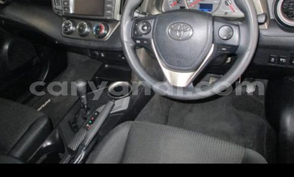 Acheter Occasion Voiture Toyota RAV4 Rouge à Chingola, Zambie Acheter Occasion Voiture Toyota RAV4 Rouge à Chingola, Zambie