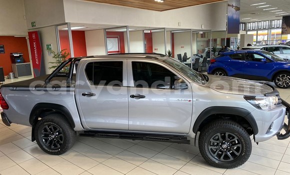 Buy Used Toyota Hilux Silver Car in Lusaka in Zambia Buy Used Toyota Hilux Silver Car in Lusaka in Zambia
