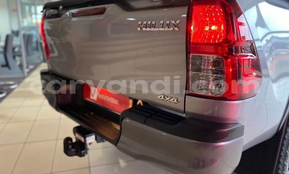 Buy Used Toyota Hilux Silver Car in Lusaka in Zambia Buy Used Toyota Hilux Silver Car in Lusaka in Zambia